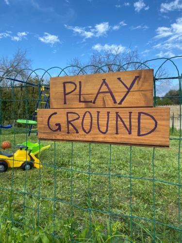 Aire de jeux pour enfants de l'établissement Villa Bubù, Appartamento Country-chic