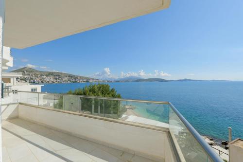 Pepper 40 Saints Apartments