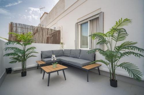 Ático ISPAL con Terraza en Centro