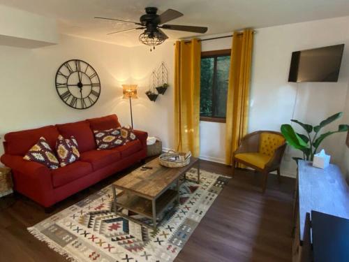 Gallery image of Private Suite in Highlands - Horse Cove in Highlands