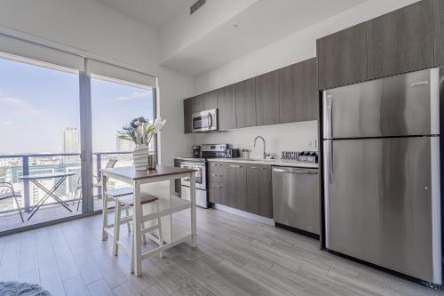 Devereaux Miami 2 Bedroom, 1 Bedroom, and Studio Condos with Balconies photo 32