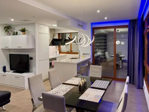 Modern Apartment in La Nogalera