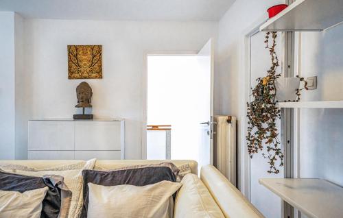 Postel nebo postele na pokoji v ubytování Stunning Apartment In Blankenberge