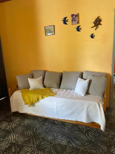 Giường trong phòng chung tại Casa Vieja Bodega