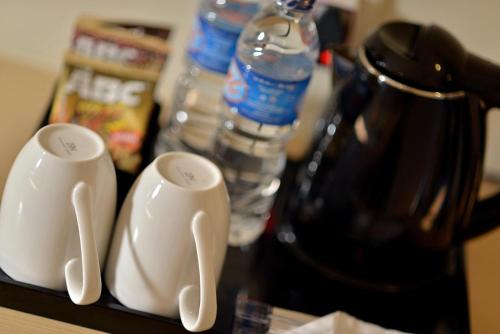 Tetera y cafetera en Zodiak Sutami by KAGUM Hotels