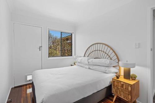 Voodi või voodid majutusasutuse Windsor Cosy 2-Bedroom Unit in Quiet Neighborhood toas