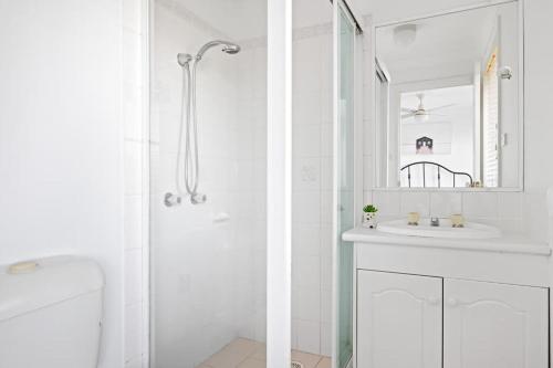 Bilik mandi di 3 Bdrms Duplex in Greystanes