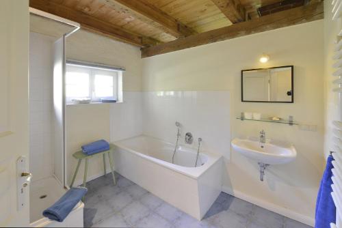 Koupelna v ubytování Gut Grubnow Rügen - Ferienhaus