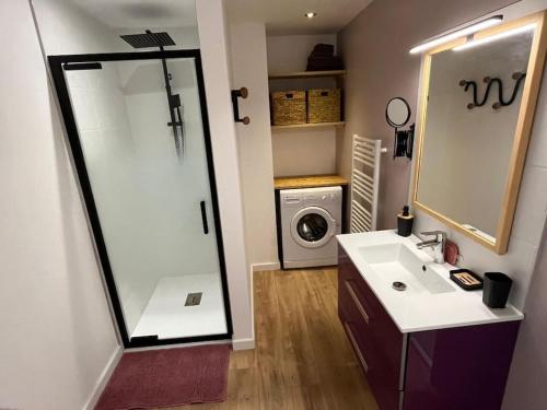 Gallery image of Appartement cosy au calme in Mérey-sous-Montrond