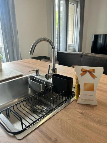 Piso Deluxe con Balcón Cerca del Casco Viejo