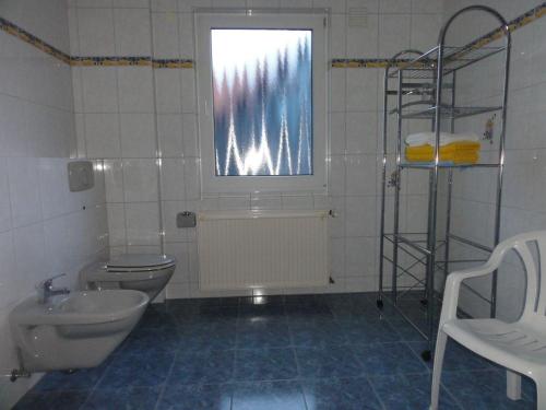 Ένα μπάνιο στο Ferienwohnung Walter - Friedrichroda