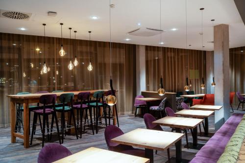 Posezení v ubytování mightyTwice Hotel Achern