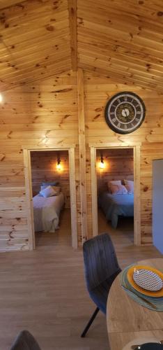 Katil atau katil-katil dalam bilik di Chalet Istres des Ardennes