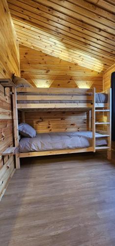 Katil atau katil-katil dalam bilik di Chalet Istres des Ardennes