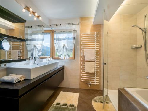 Ванна кімната в Ahornegg