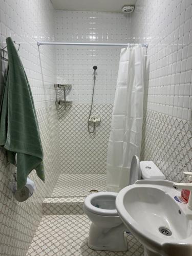 Kupatilo u objektu Central Park Hostel