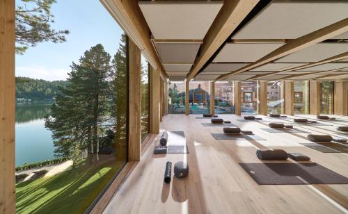 a room with a lot of yoga mats on the floor at Hotel Hochschober in Turracher Hohe