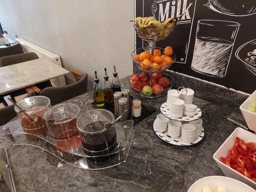 Jídlo v hotelu nebo okolí