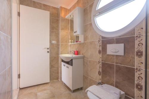 Koupelna v ubytování Hisarpark D Villa, Özel Havuzlu, Fethiye