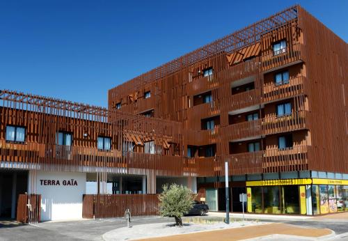 Budova, kde se aparthotel nachází