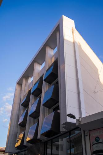 El edificio en el que está el departamento