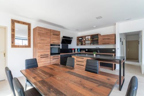 Dapur atau dapur kecil di Villa Sérénity 10 pers maxi