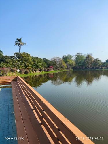 Gallery image of Sansai Lakeville in Ban Thung Khao Tok