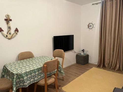 TV a/nebo společenská místnost v ubytování Azur Apartament