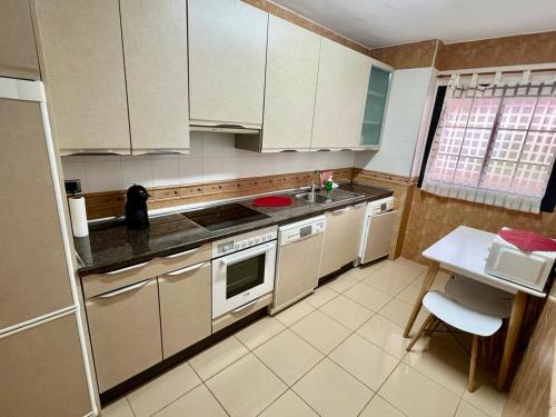 Wonderful apartment with ocean view! Madroñal. Tenerife South!