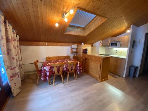 Appartement familial, proche centre, avec WIFI et parking