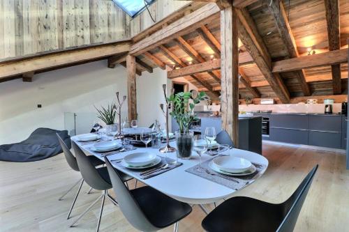 Résidence Isobel - Appartement Isobel - 8 Personnes - Morzine centre MAE-1401