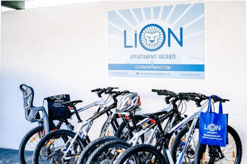Berbasikal di atau sekitar Le Lion Apartments - Lys Family Apartment