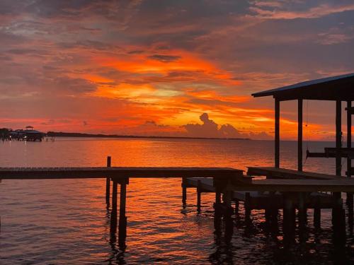 Gallery image of Private Pool/Pier - Beautiful Bayfront Property! in Gulf Shores