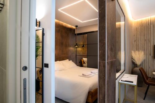 Industrial Design Luxury Studio in NoLo District
