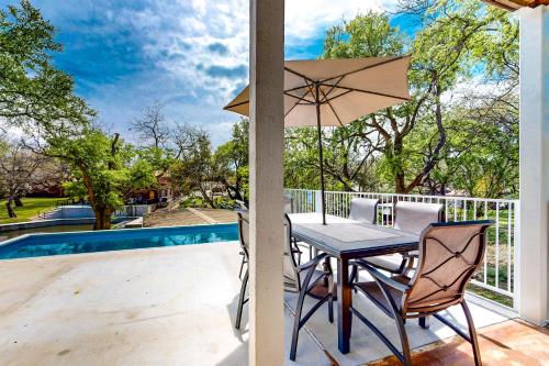 Πισίνα στο ή κοντά στο Treetop on LBJ
