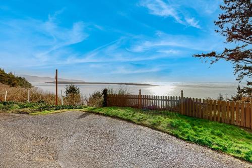 Galeriebild der Unterkunft Junebug Cottage in Netarts