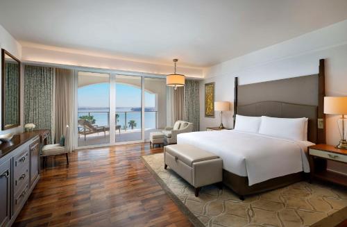 Waldorf Astoria Dubai Palm Jumeirah Image
