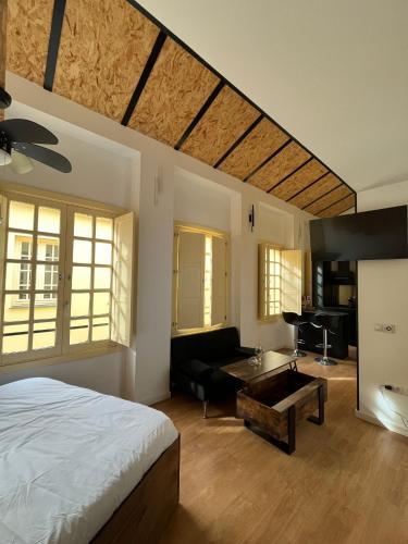 Luxury Apartments Chinitas 11 photo 76