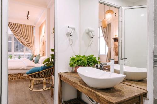 Ένα μπάνιο στο OH Trendy homes Hoan Kiem PNL1