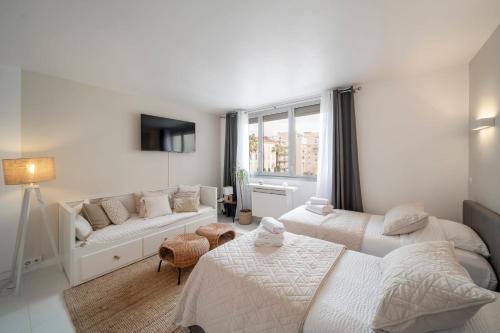 Cosy Studio located 2 minutes from the famous Croisette