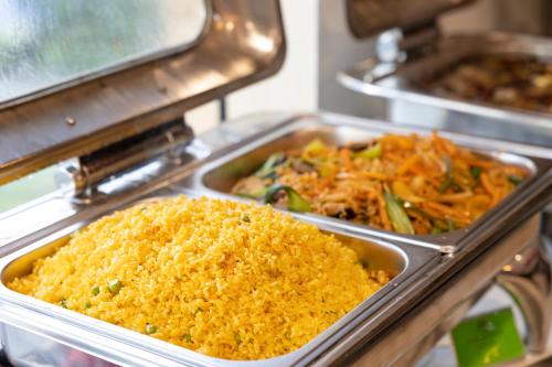 Mad på hotellet eller i nærheden