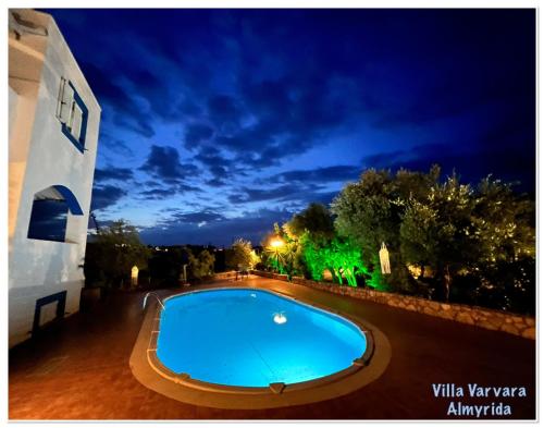 Afbeelding uit fotogalerij van Villa Varvara in Almyrida slechts 350m vanaf het strand - Auto huren niet nodig - Gratis Samariakloof in Almirida