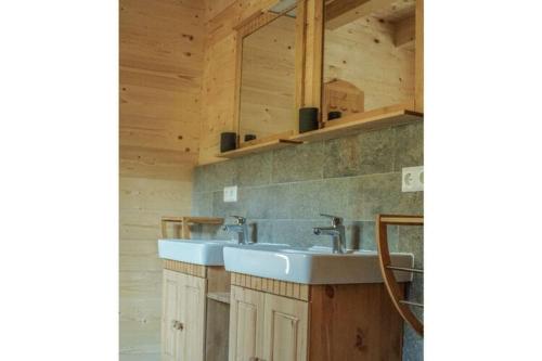 Kjøkken eller kjøkkenkrok på Hackihütte mountain hut