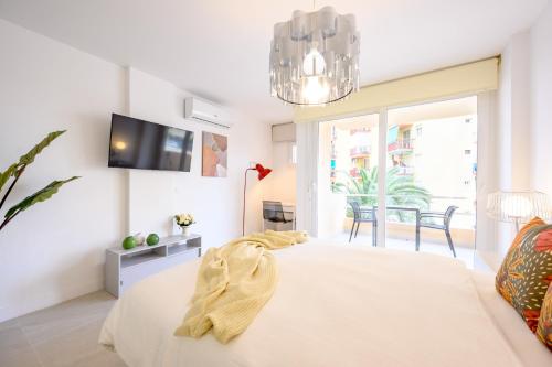 Veramar - Terrace, pool & parking by 10ToSea