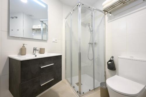 Veramar - Terrace, pool & parking by 10ToSea
