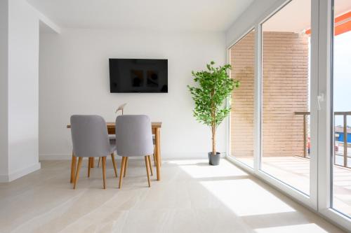 Dreams by the sea 2 bedrooms & 2 baths by 10ToSea