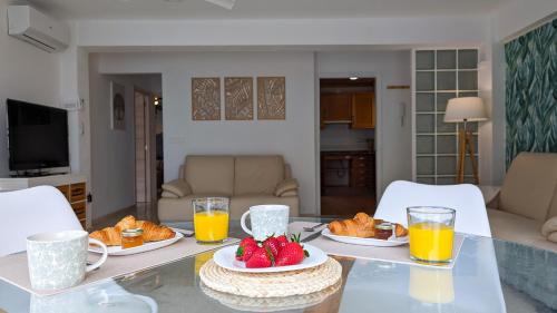GRAN SOL sea front apartment