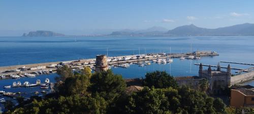 RineddaHouse Arenella - Vista Mare Panoramica a Palermo con Parcheggio privato photo 74