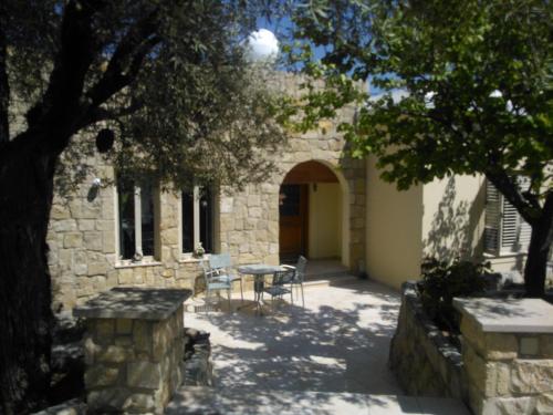 Fotografie z fotogalerie ubytování Villa Koumneni v destinaci Pano Akourdalia