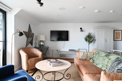 Χώρος καθιστικού στο Beach side apartments in Pett Level near Rye in East Sussex